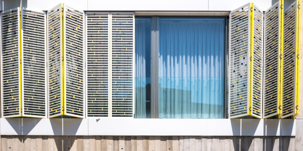 Puertas y Ventanas Seguridad de Aluminio / PVC en Terrassa · Contraventanas y Persianas a Medida