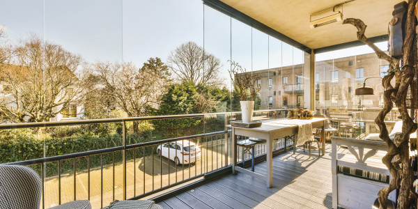 Puertas y Ventanas Seguridad de Aluminio / PVC en Terrassa · Cortinas de Cristal